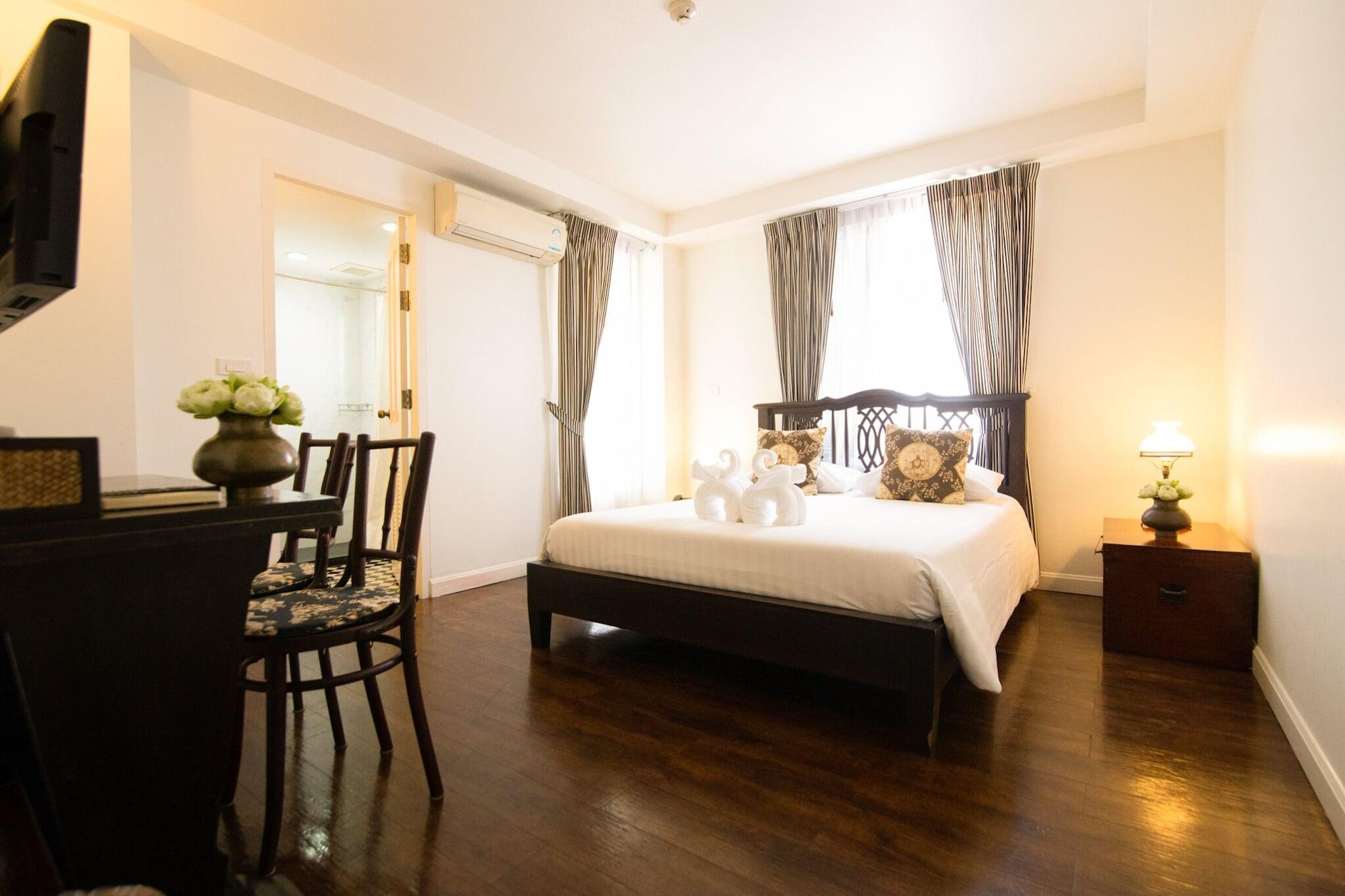 Отель Ssip Boutique Dhevej Bangkok (Adults Only) Экстерьер фото