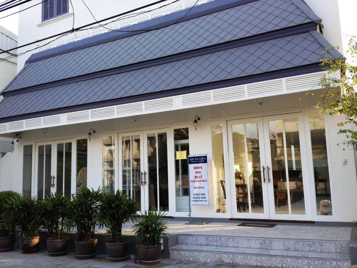 Отель Ssip Boutique Dhevej Bangkok (Adults Only) Экстерьер фото