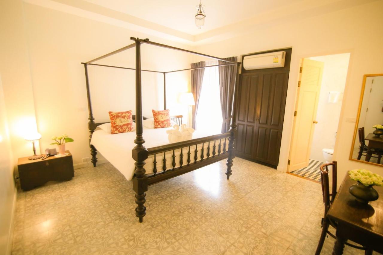 Отель Ssip Boutique Dhevej Bangkok (Adults Only) Экстерьер фото